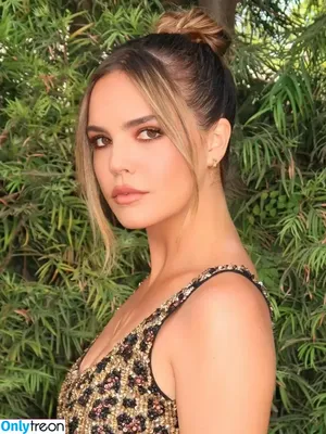 Bailee Madison / baileemadison / bailey_madis0n nude photo #0654