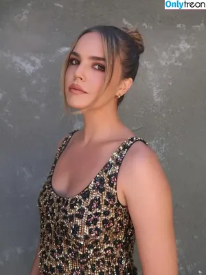 Bailee Madison / baileemadison / bailey_madis0n nude photo #0655