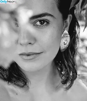 Bailee Madison / baileemadison / bailey_madis0n nude photo #0672