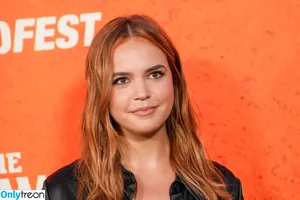 Bailee Madison / baileemadison / bailey_madis0n nude photo #0695