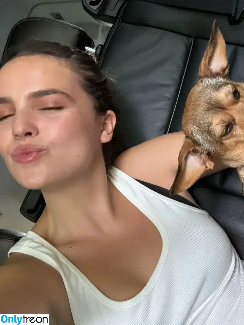 Bailee Madison nude photo #0653 (baileemadison / bailey_madis0n)