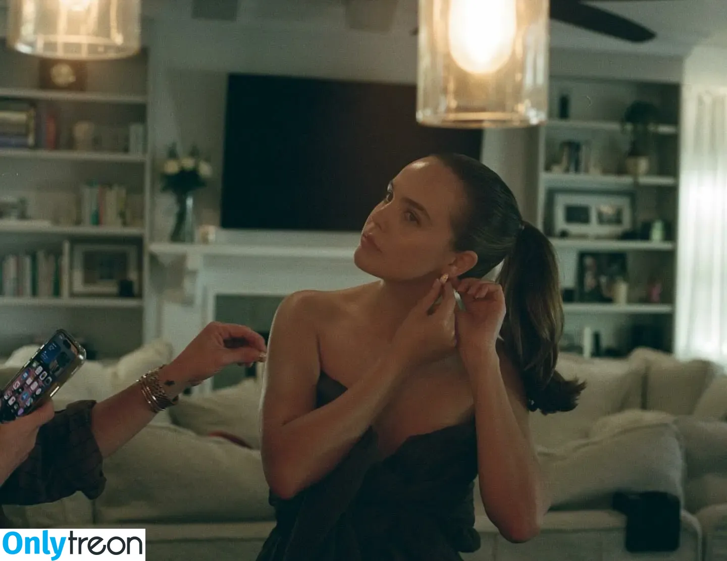 Bailee Madison nude photo #0673 (baileemadison / bailey_madis0n)