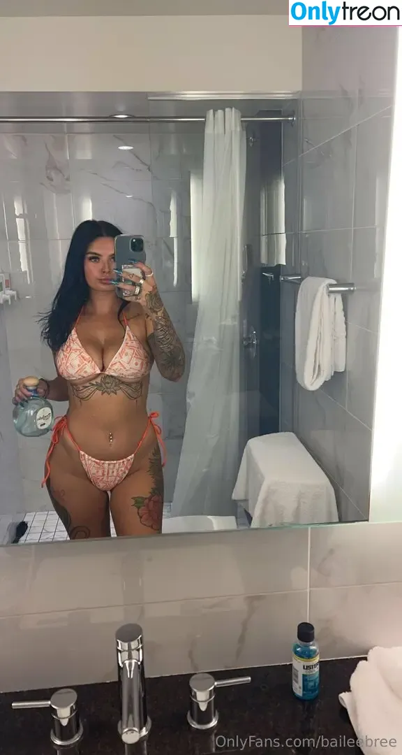 baileebree nude photo #0020 (baileebree)