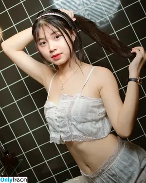 baitoey / baitoey2904 / toey.suthasini nude photo #0084