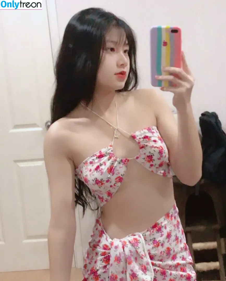 baitoey nude photo #0035 (baitoey2904 / toey.suthasini)