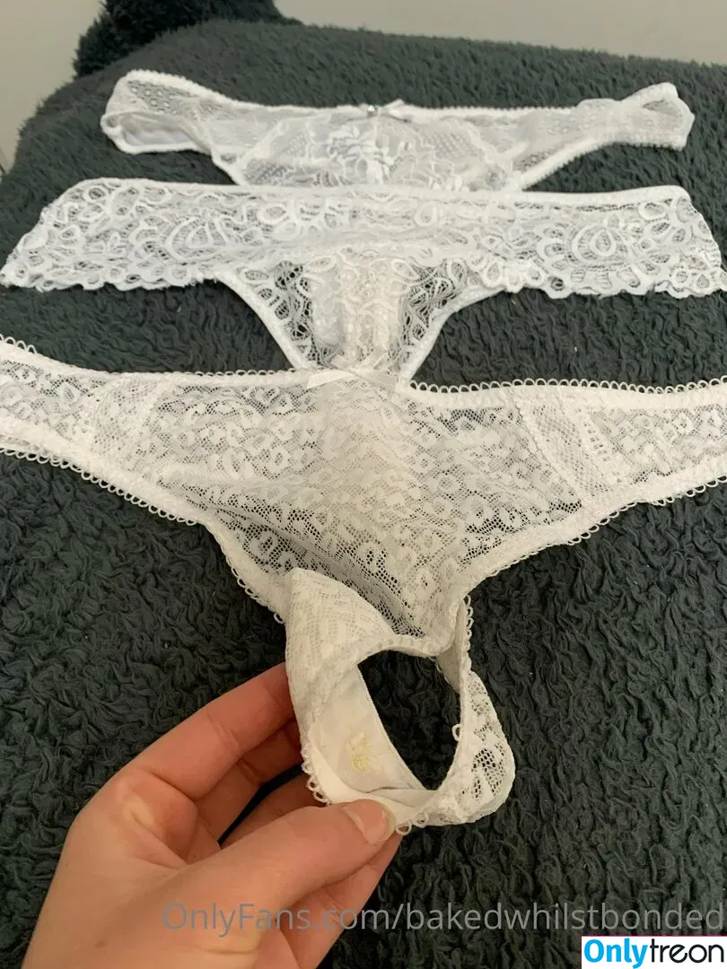 Bakedwhilstbonded nude photo #0059 (ruby.tandoh)