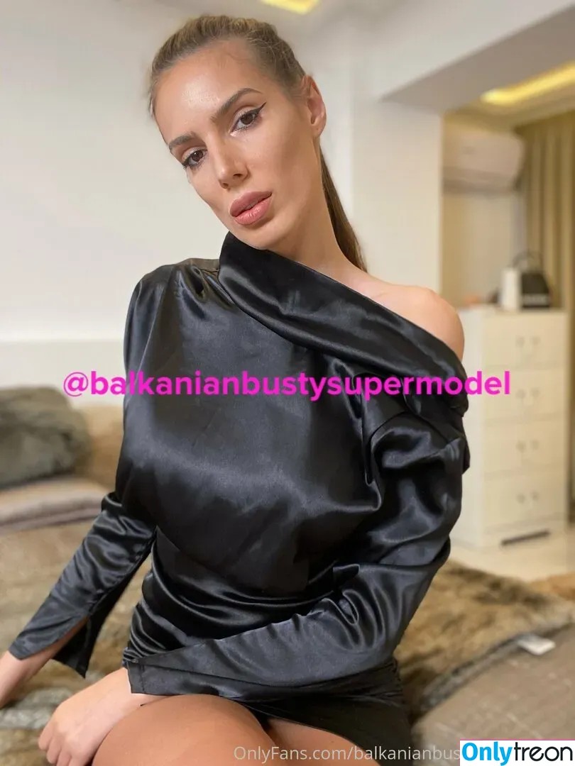 balkanianbustysupermodel голая photo #0087 (balkanianbustysupermodel)