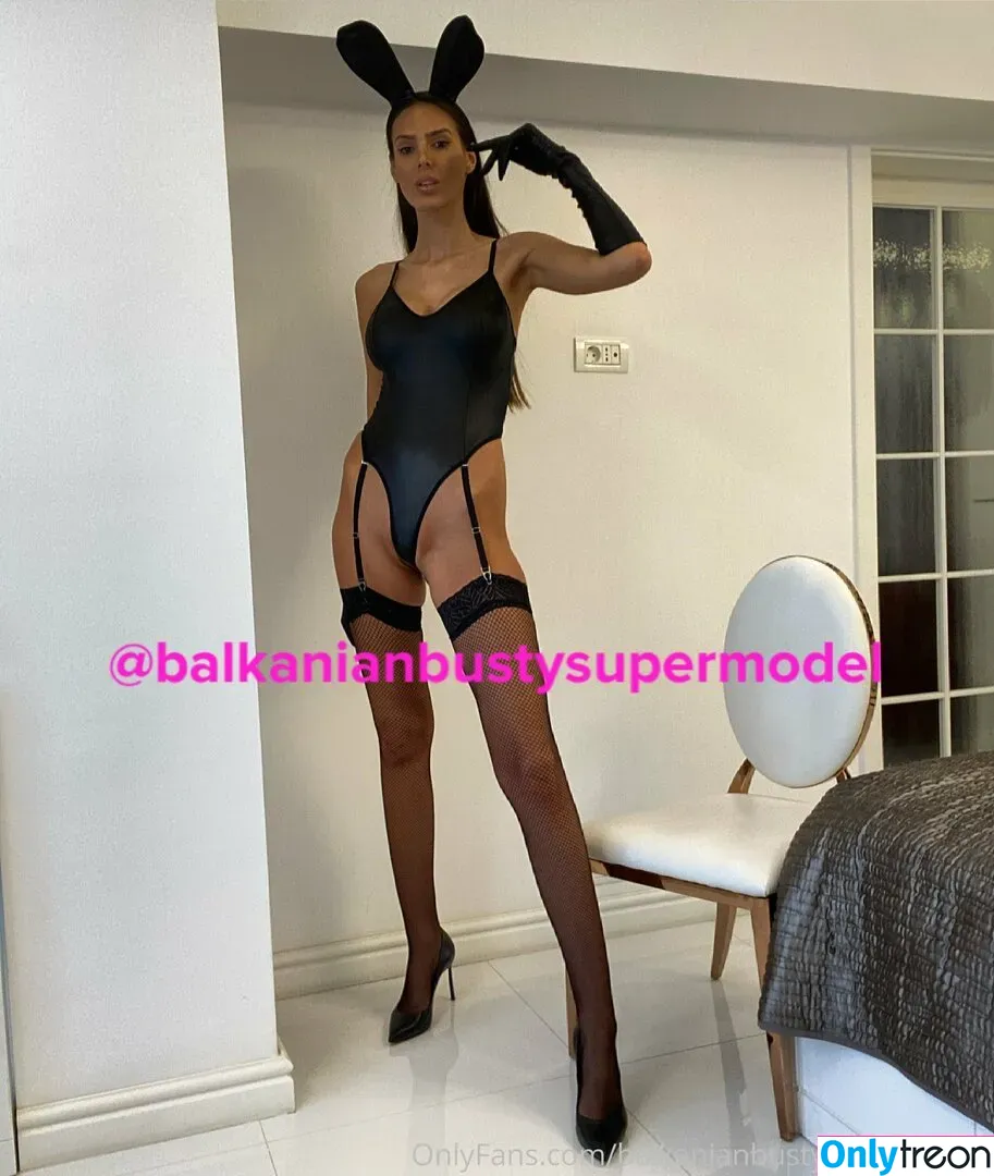 balkanianbustysupermodel голая photo #0109 (balkanianbustysupermodel)