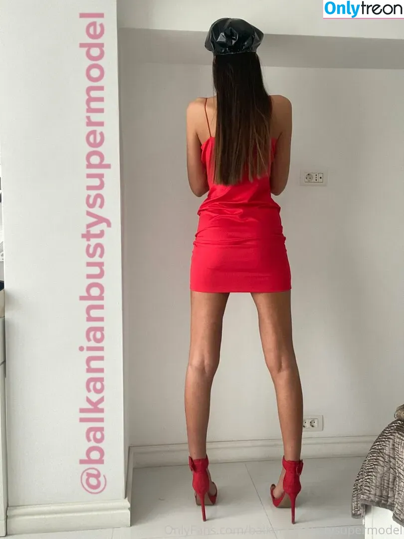 balkanianbustysupermodel nude photo #0170 (balkanianbustysupermodel)