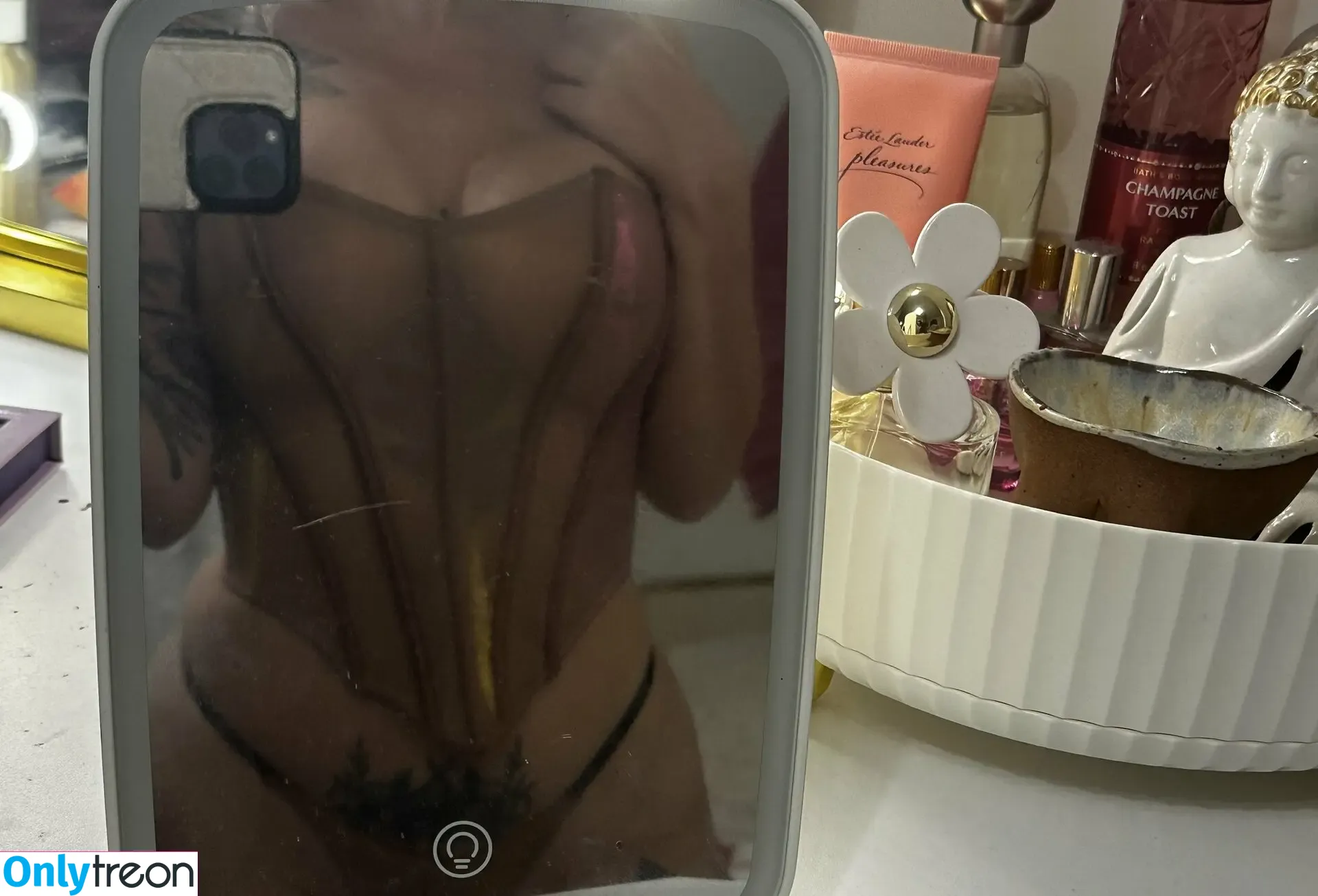 Ballxgag голая photo #0089 (Trashvixen / jes.cxa / jescxa)
