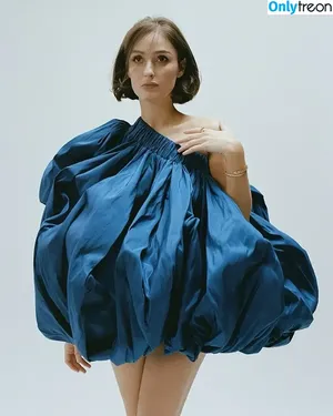 Banks / hernameisbanks nude photo #0114