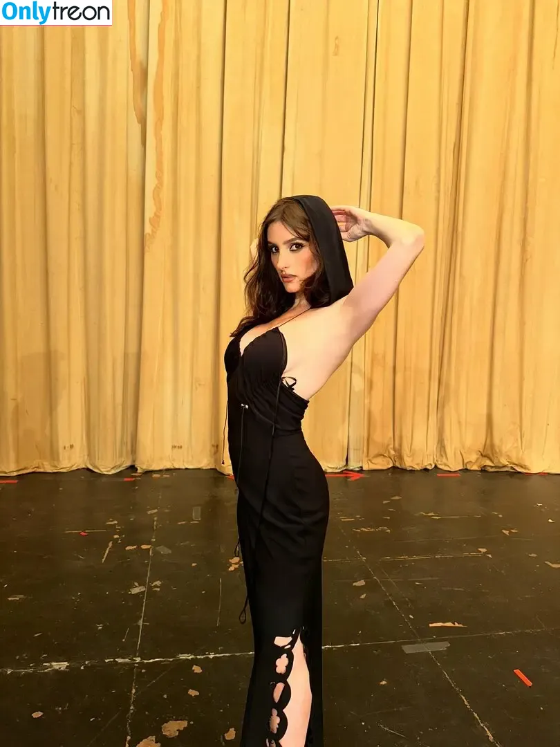 Banks голая photo #0022 (hernameisbanks)