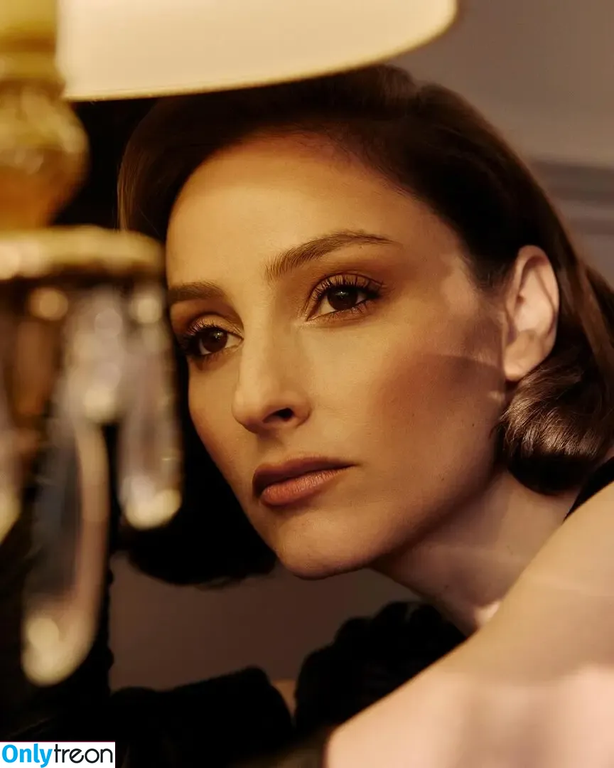 Banks голая photo #0073 (hernameisbanks)