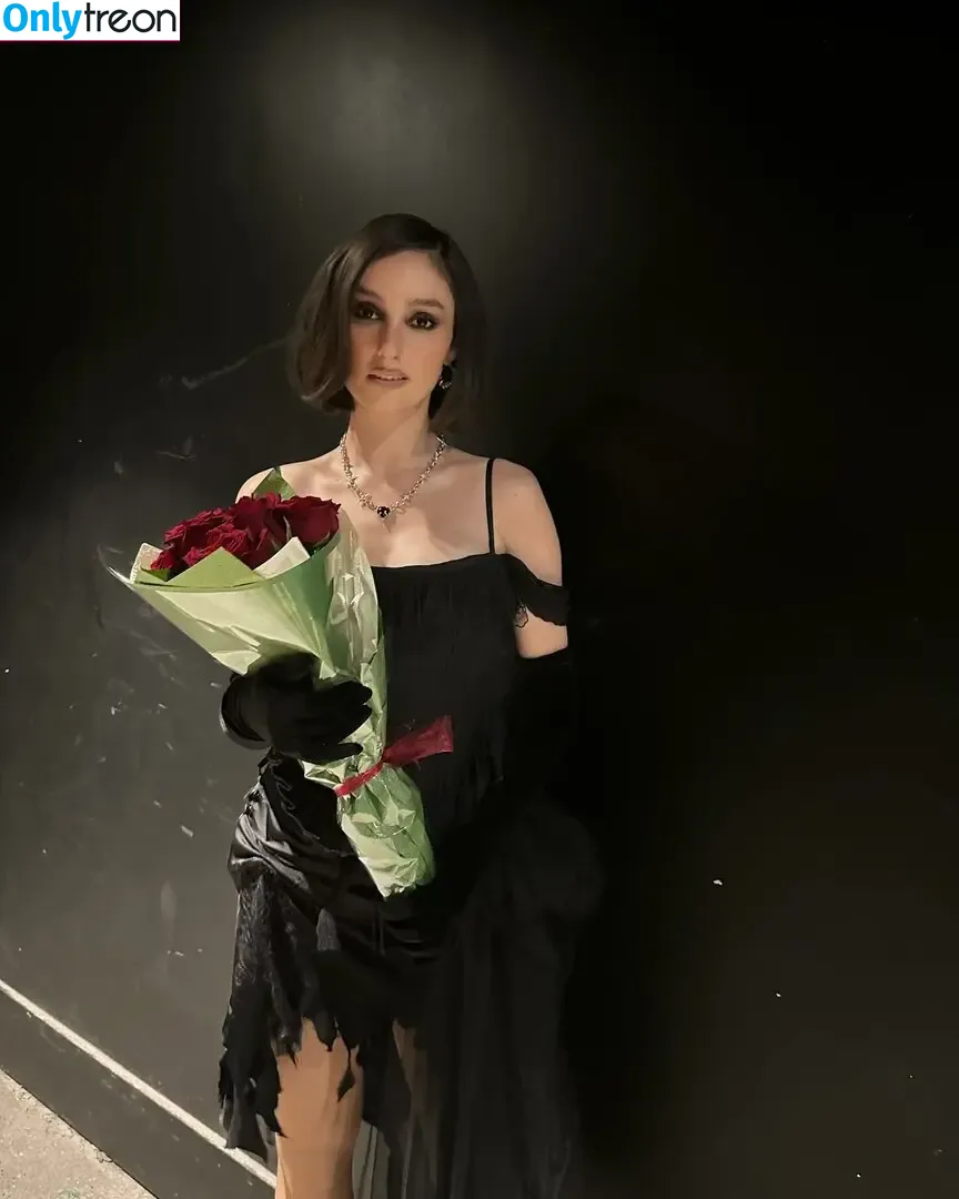 Banks голая photo #0095 (hernameisbanks)