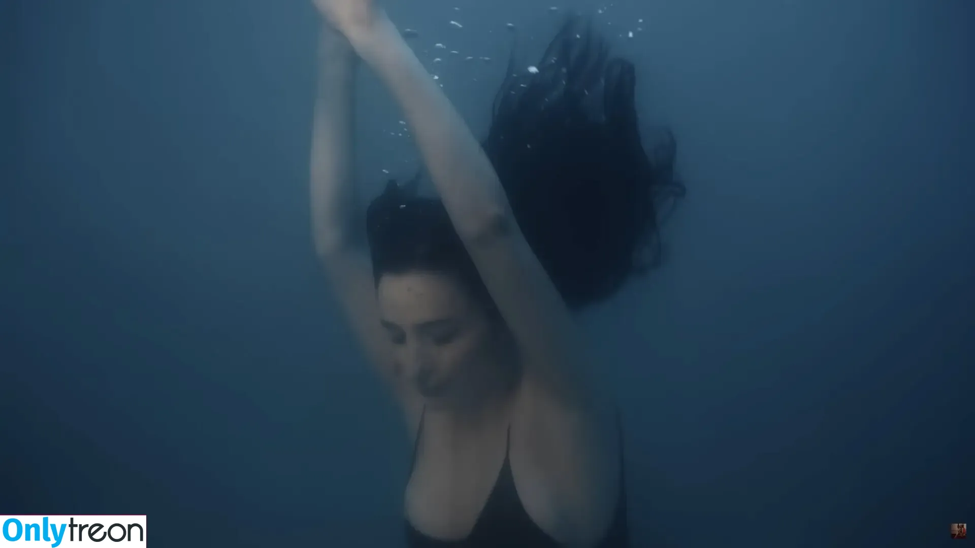 Banks голая photo #0122 (hernameisbanks)