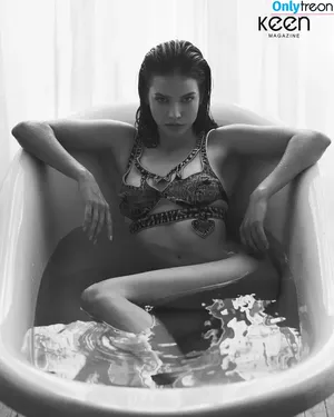 Barbara Palvin / realbarbarapalvin фото голая #1642