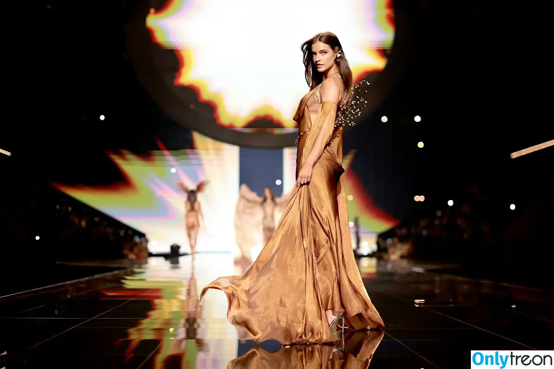 Barbara Palvin голая photo #2542 (realbarbarapalvin)