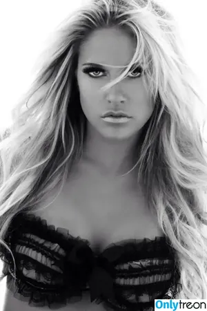 Barbie Blank / Kelly Kelly / TheBarbieBlank фото голая #0591