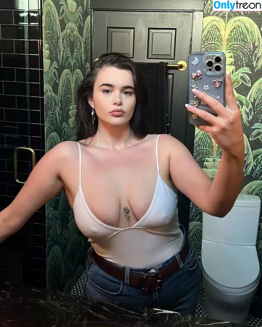 Barbie Ferreira nude photo #0125 (Euphoria actress / barbieferreira / sexibarbie)