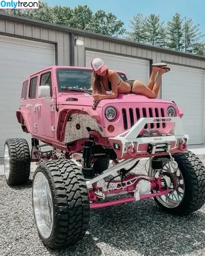 Barbiejeepgirl / barbiejeepgirl2.0 / barbiejeepgirll nude photo #0068