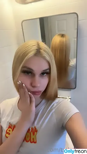 barbieswetdream / itybitytittiess / liyannaswrld nude photo #0003