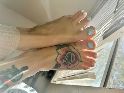 Barefootbbabyvip / Taylor / barefootbaybee nude photo #0010