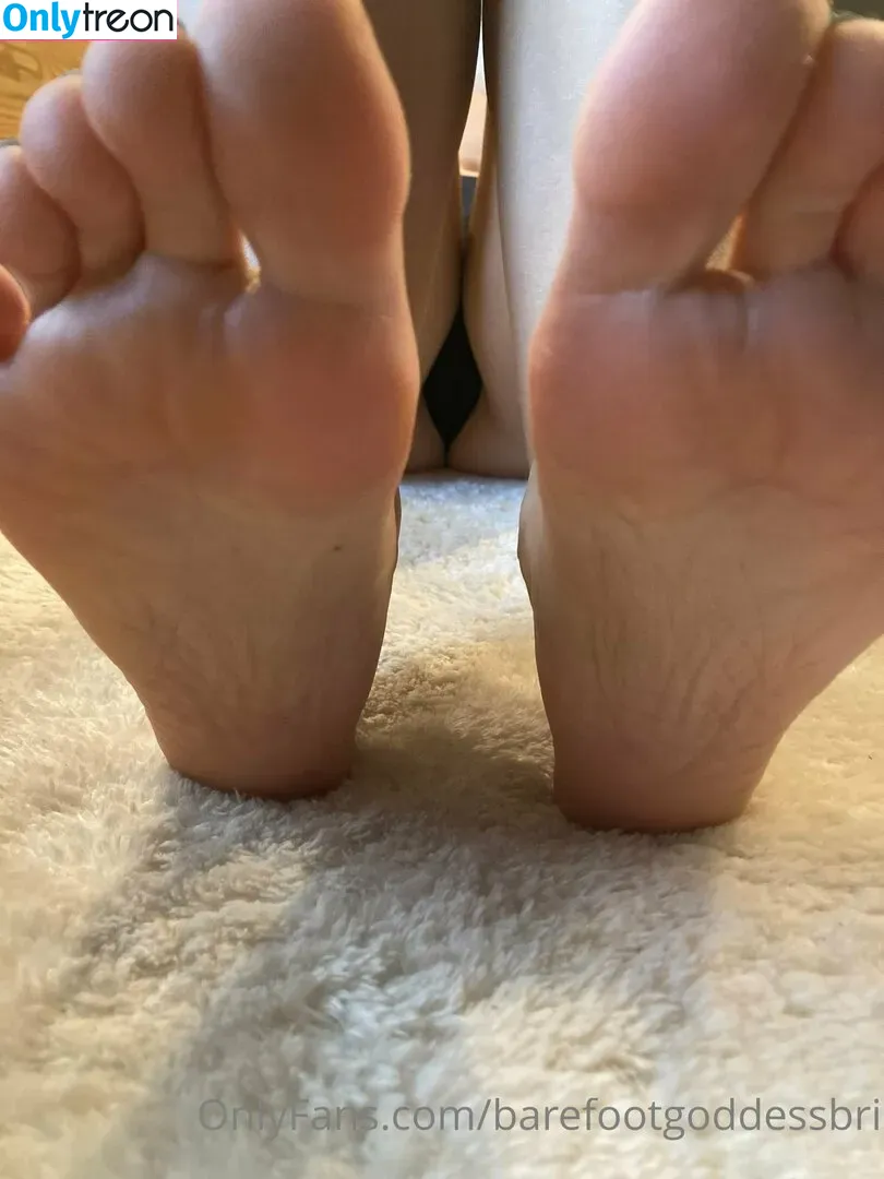 barefootgoddessbri nude photo #0027 (barefootgoddesss)
