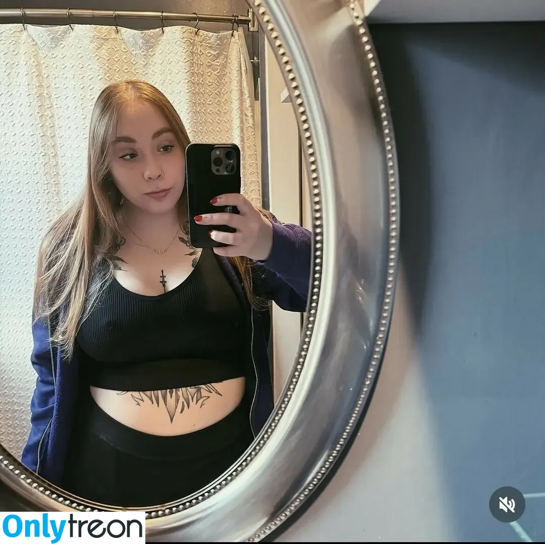 Batbrat nude photo #0001 (adora_batbrat)