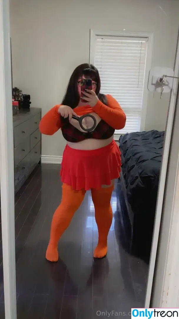 battybxby nude photo #0068 (batty.bxby)