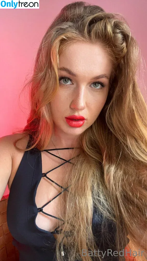 battyredhair голая photo #0143 (battyredhair)