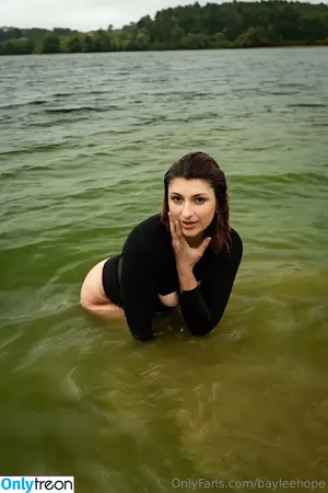 bayleehope / baylee.hope nude photo #0009