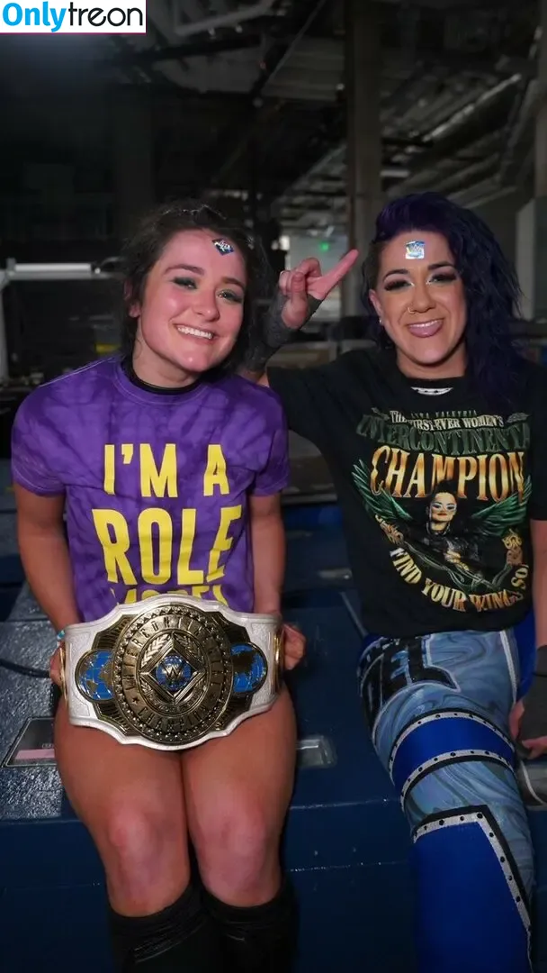 Bayley nude photo #1401 (Pamela Rose Martinez / bayley.r / itsmebayley)