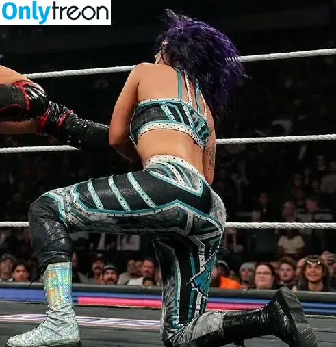 Bayley nude photo #1403 (Pamela Rose Martinez / bayley.r / itsmebayley)