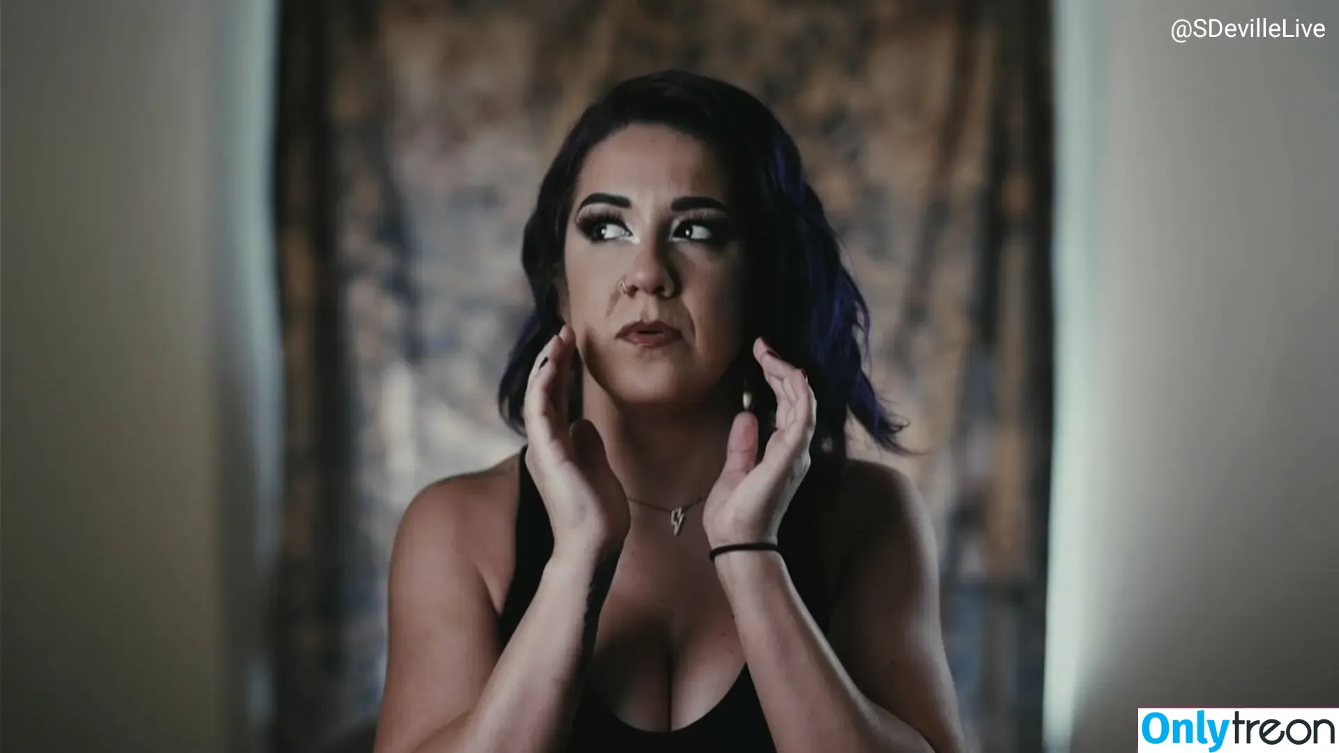 Bayley nude photo #1593 (Pamela Rose Martinez / bayley.r / itsmebayley)