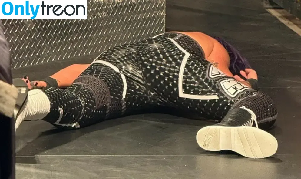 Bayley nude photo #1602 (Pamela Rose Martinez / bayley.r / itsmebayley)