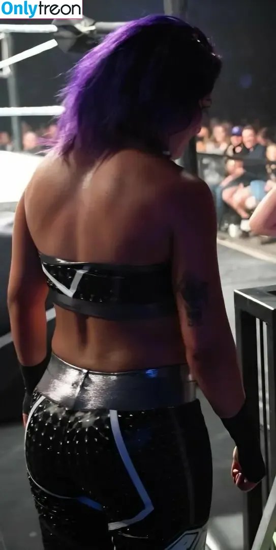 Bayley nude photo #1619 (Pamela Rose Martinez / bayley.r / itsmebayley)