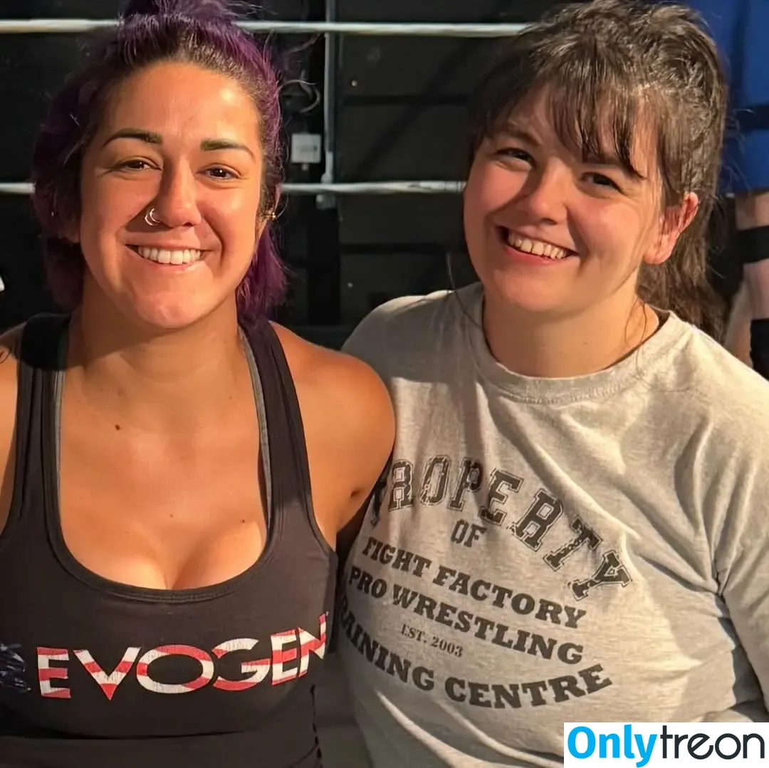 Bayley nude photo #1649 (Pamela Rose Martinez / bayley.r / itsmebayley)