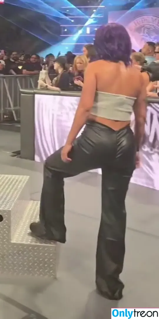 Bayley nude photo #1676 (Pamela Rose Martinez / bayley.r / itsmebayley)