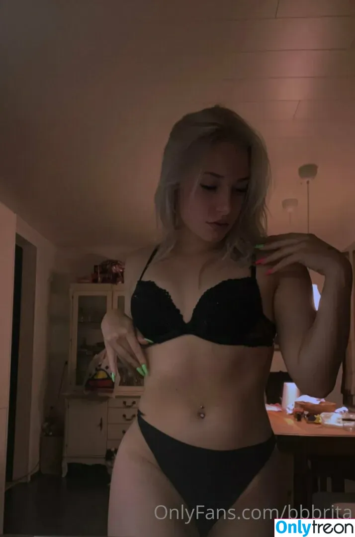 bbbrita голая photo #0078 (bbbrita)