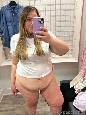 bbwpeachypop / peachybumxo nude photo #0104