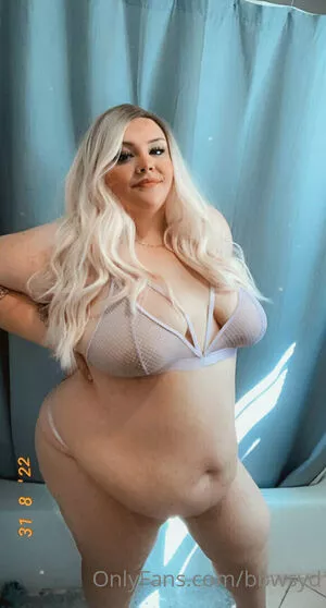 bbwsyd / its_jst_shay nude photo #0033