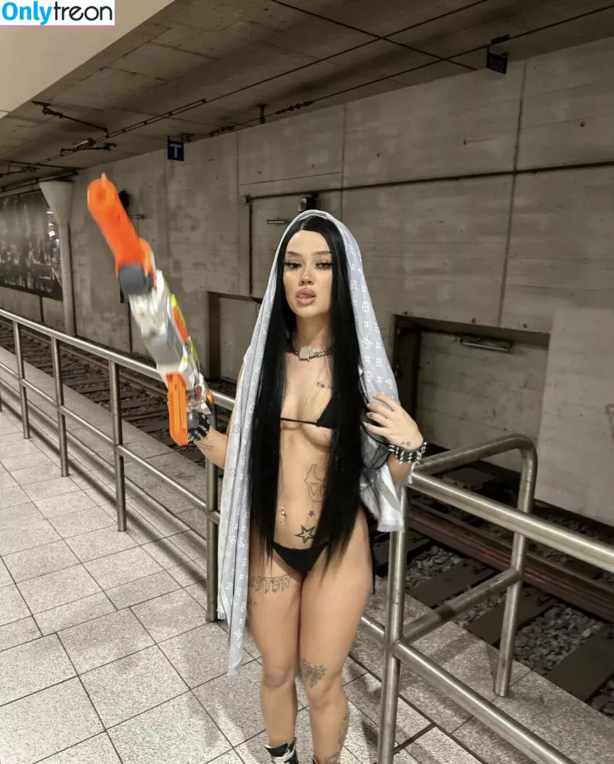 Bbyali nude photo #0002 (barbiewhore777 / hellaspicy777 / tommysy173360)