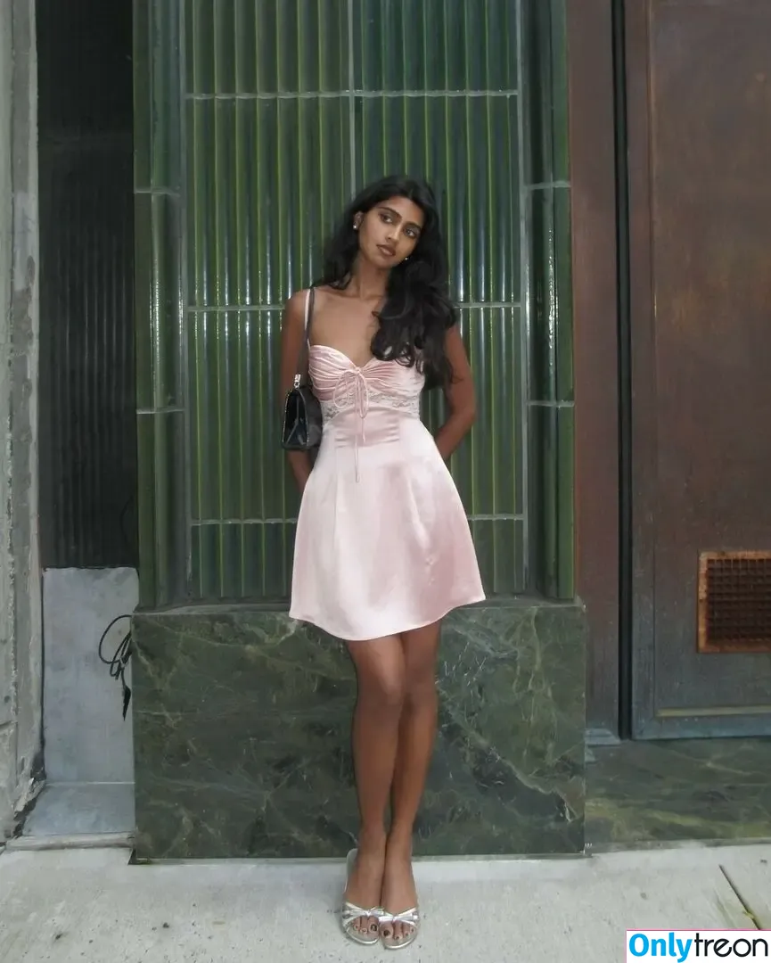 bbyg6rl nude photo #0128 (bbygrll)