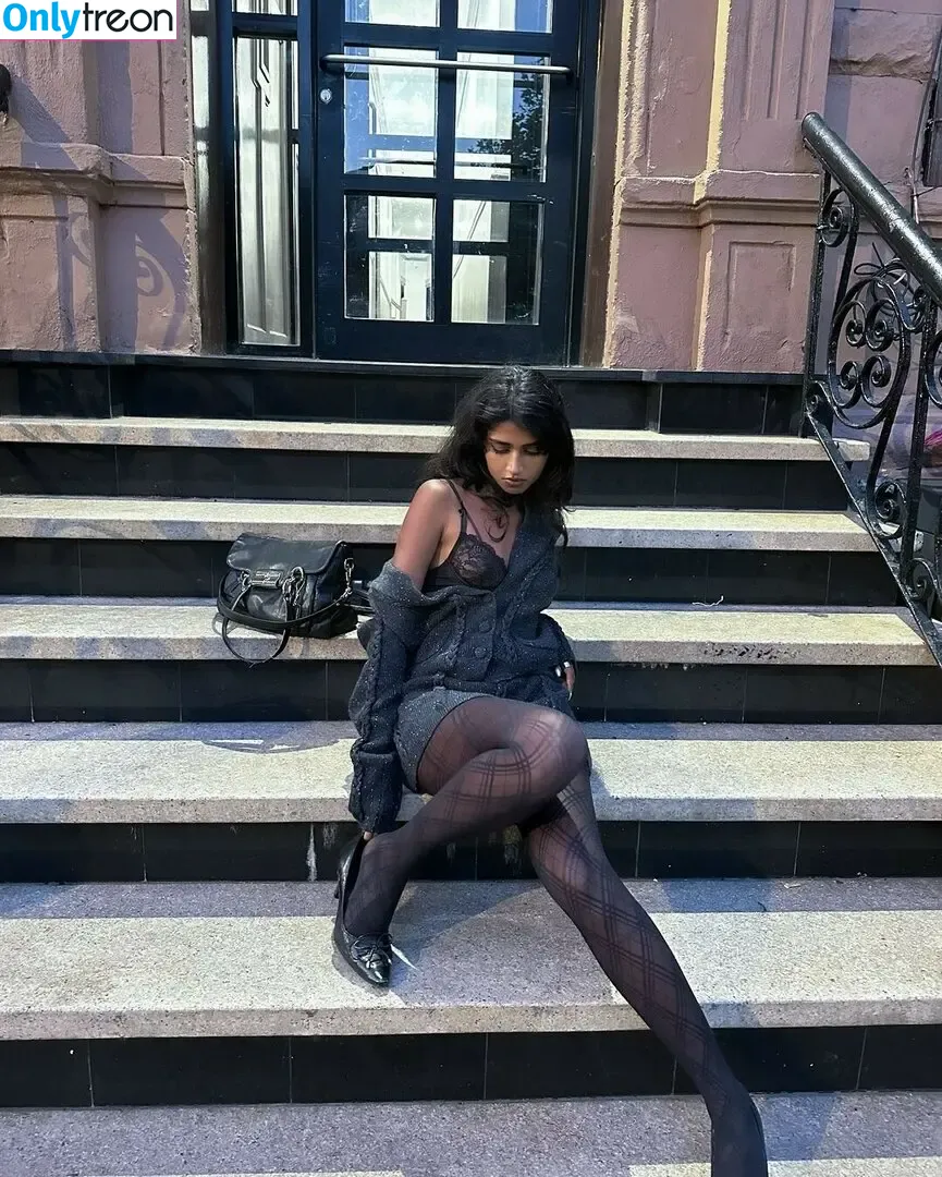 bbyg6rl nude photo #0136 (bbygrll)