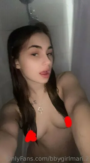 bbygirlmari.2 / bbygirllmari nude photo #0018