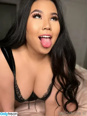 bbygirlscarlet / bbygirl.scarlet nude photo #0112