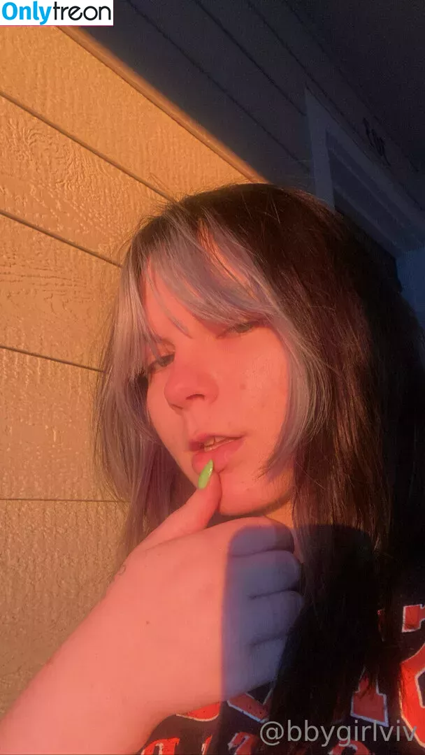 bbygirlviv голая photo #0123 (bbygirlvv)
