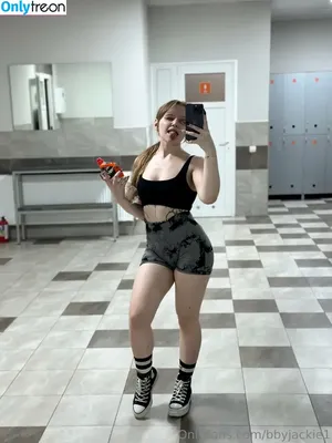 bbyjackie1 / ariella_cream / bbyjackie.1 / bbyjackievip nude photo #0065