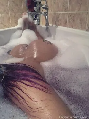 bbyjxney_ / bbyjnx nude photo #0048