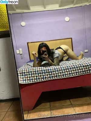  nude photo #0001